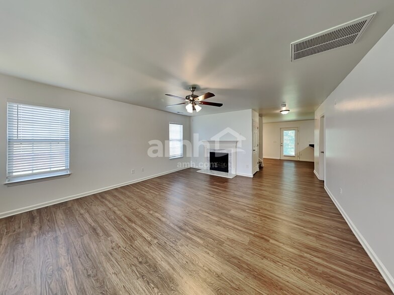 Building Photo - 7835 Euler Way