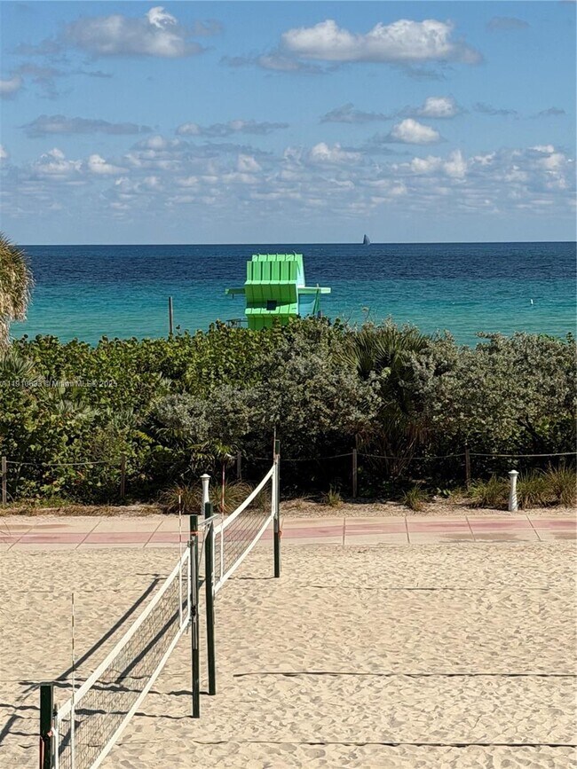 Building Photo - 7330 Ocean Terrace