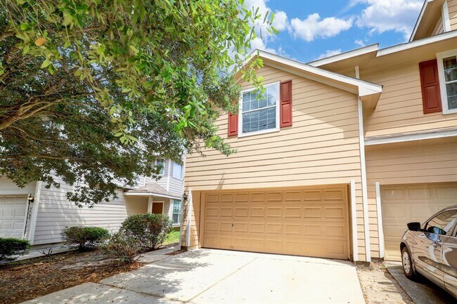 Building Photo - 14306 Mirkwood Ln