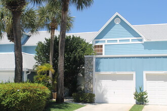 Building Photo - 1120 Ocean Dunes Cir