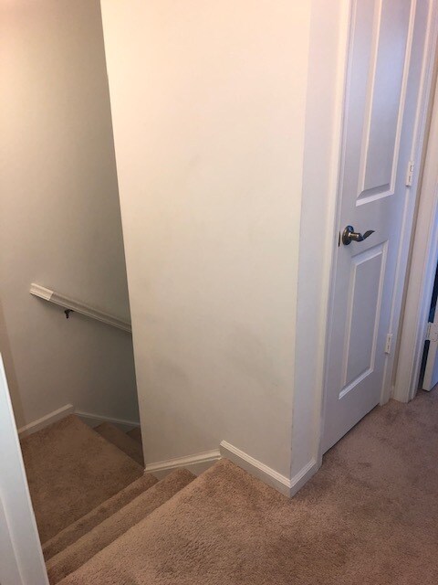 Building Photo - 1652 Halesworth Ln