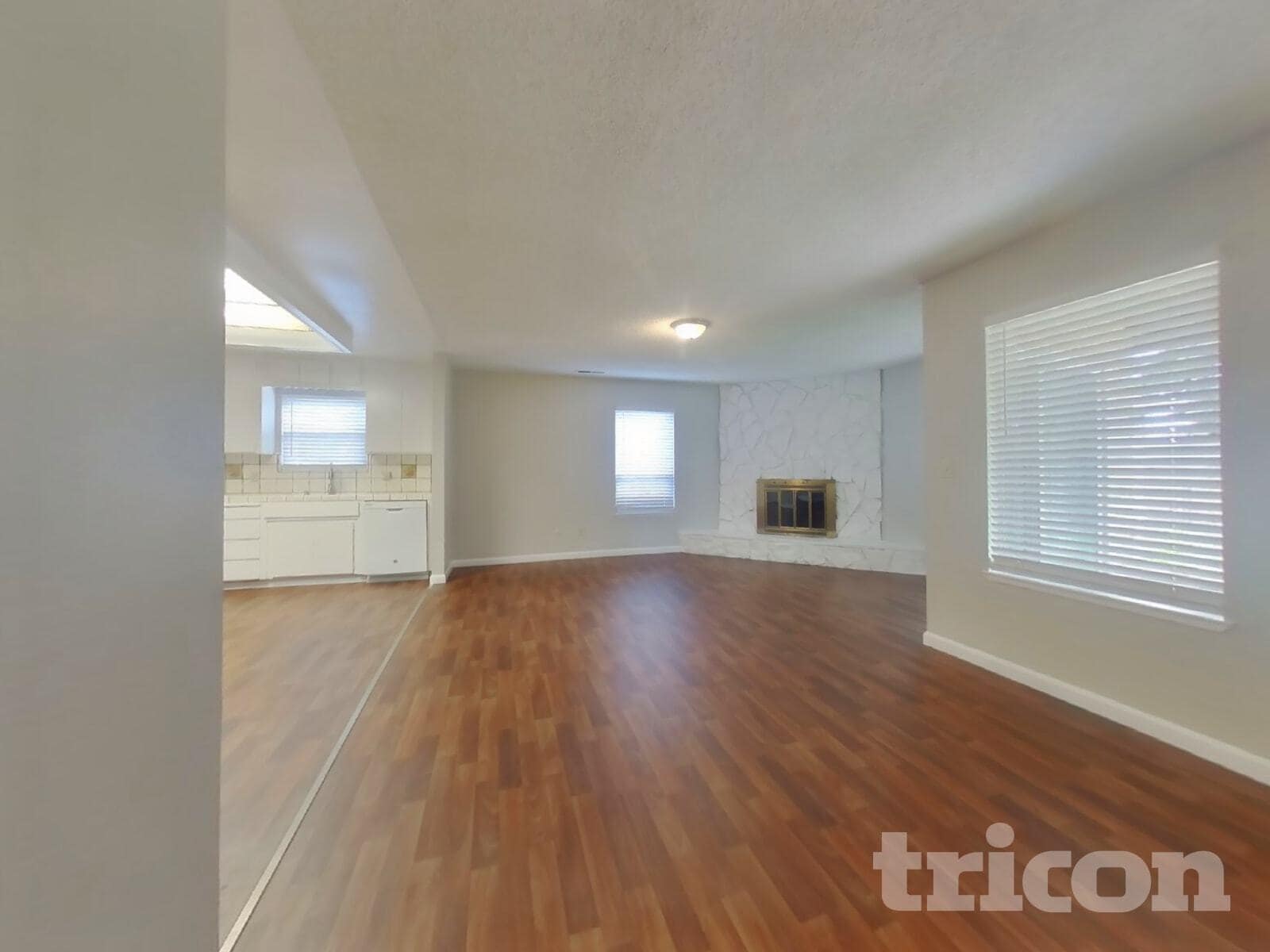 Building Photo - 2024 Bavil Dr