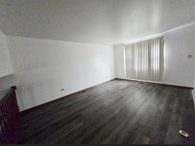 Building Photo - 14512 Oakley Ave