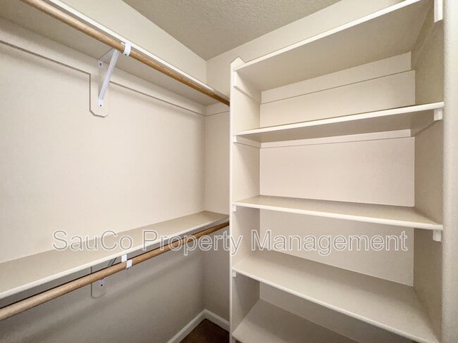 Building Photo - 3069 SW Lanterna Pl