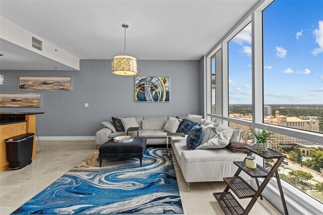 Building Photo - 331 Cleveland St