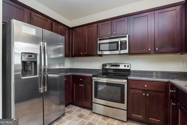 Building Photo - 354 Easley Dr SE