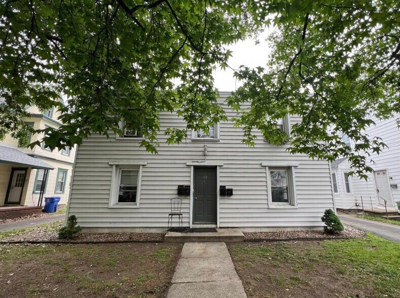Building Photo - 420 Cinnaminson Ave