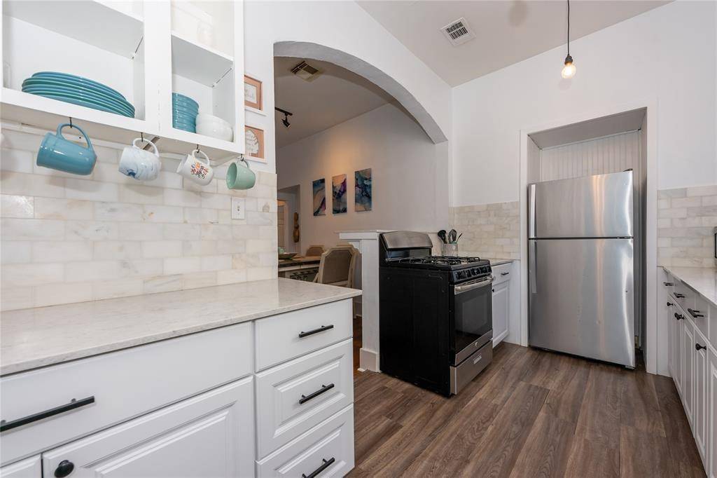 Building Photo - 1815 37th St