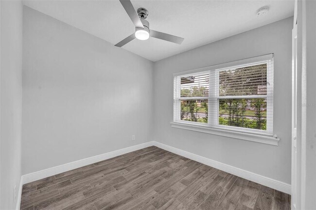 Building Photo - 4020 Ibis Dr