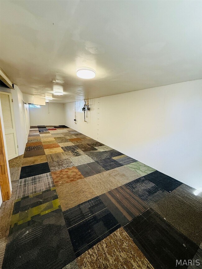 Building Photo - 936 Highmont Dr