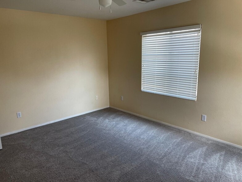 2nd bedroom - 11372 Colinward Ave
