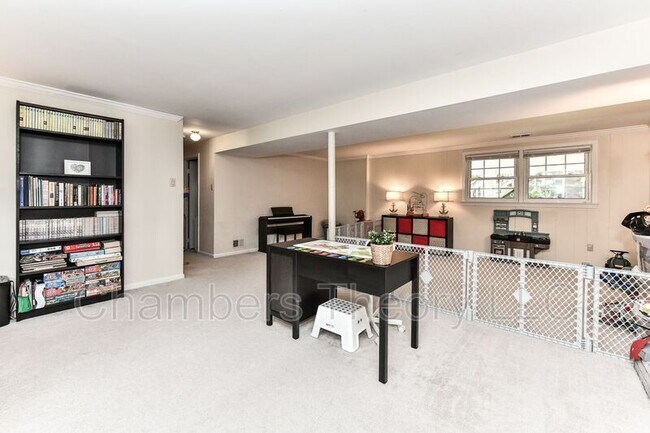 Building Photo - 7807 Suffolk Ct