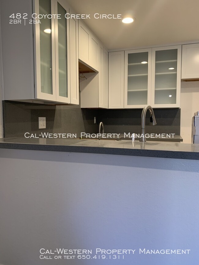 Building Photo - 482 Coyote Creek Cir