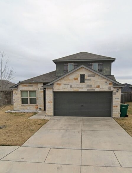 Primary Photo - 10464 Dakota River