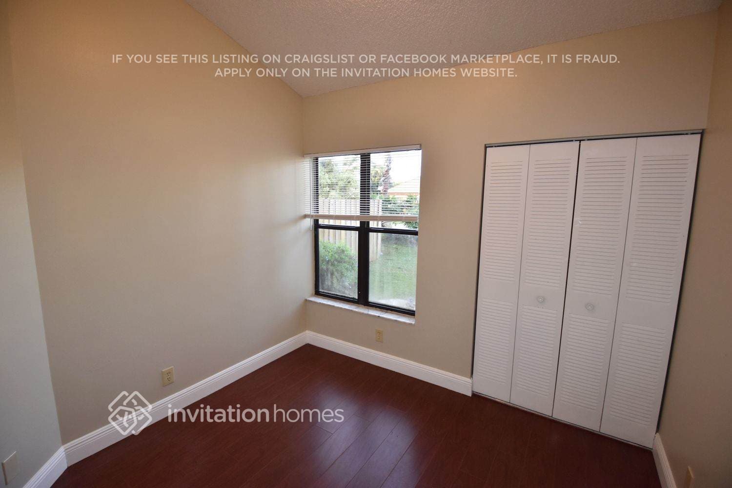 Building Photo - 100 Azalea Cir