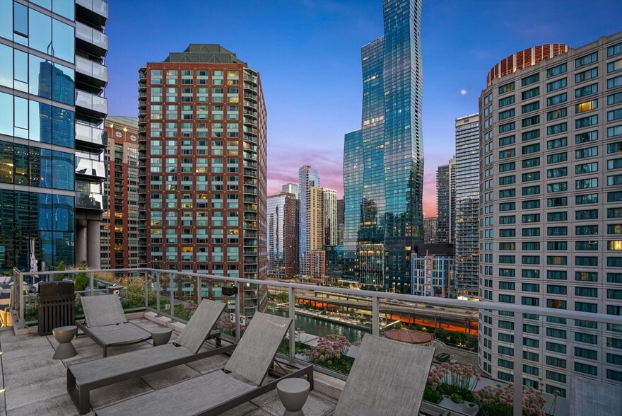 Building Photo - 301 E North Water St