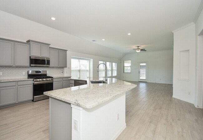 Building Photo - 2103 Vidalia Onion Ct