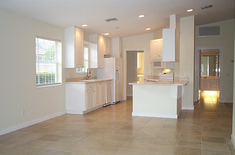 Building Photo - 7606 Rozzini Ln