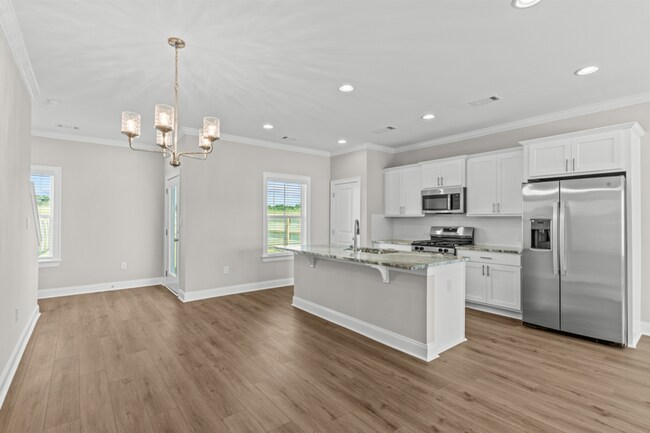 Building Photo - 200 Clifton Dr