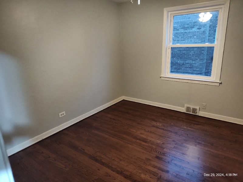 Building Photo - 8242 Kilpatrick Ave