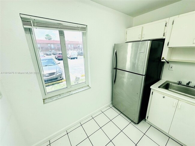 Building Photo - 505 NW 177th St