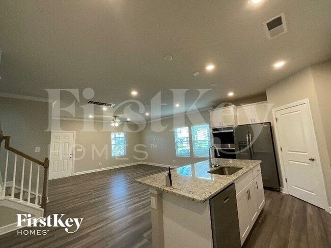 Building Photo - 533 Cedar Knoll Cir