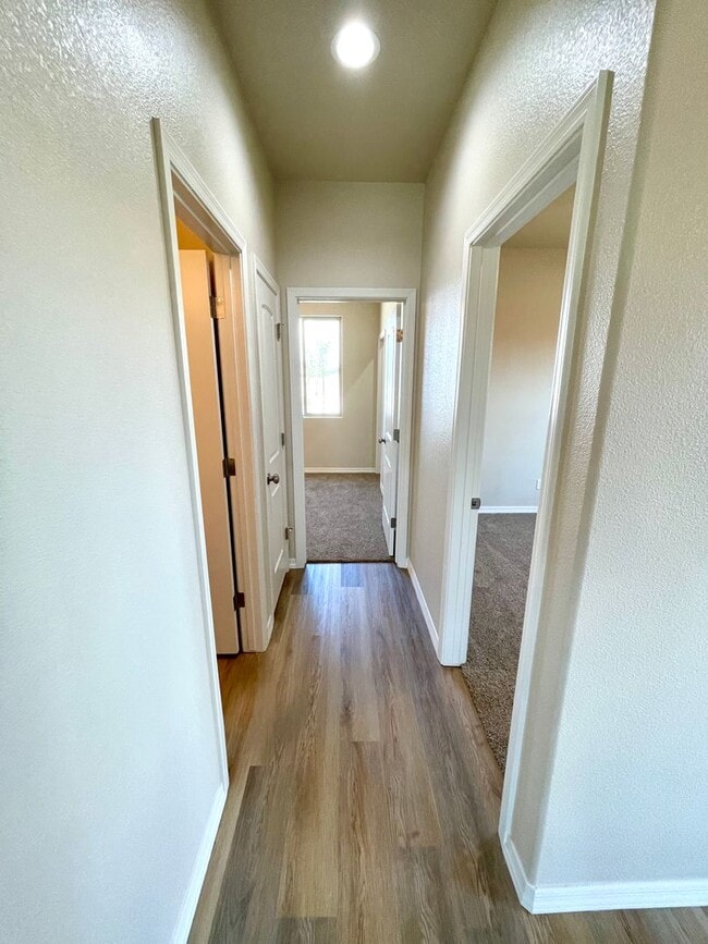 Building Photo - Beautiful 2024 Built 3 Bedroom Home in Legacy Ranch!