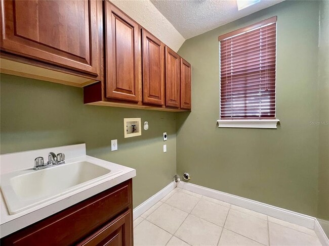 Building Photo - 8463 Tibet Butler Dr
