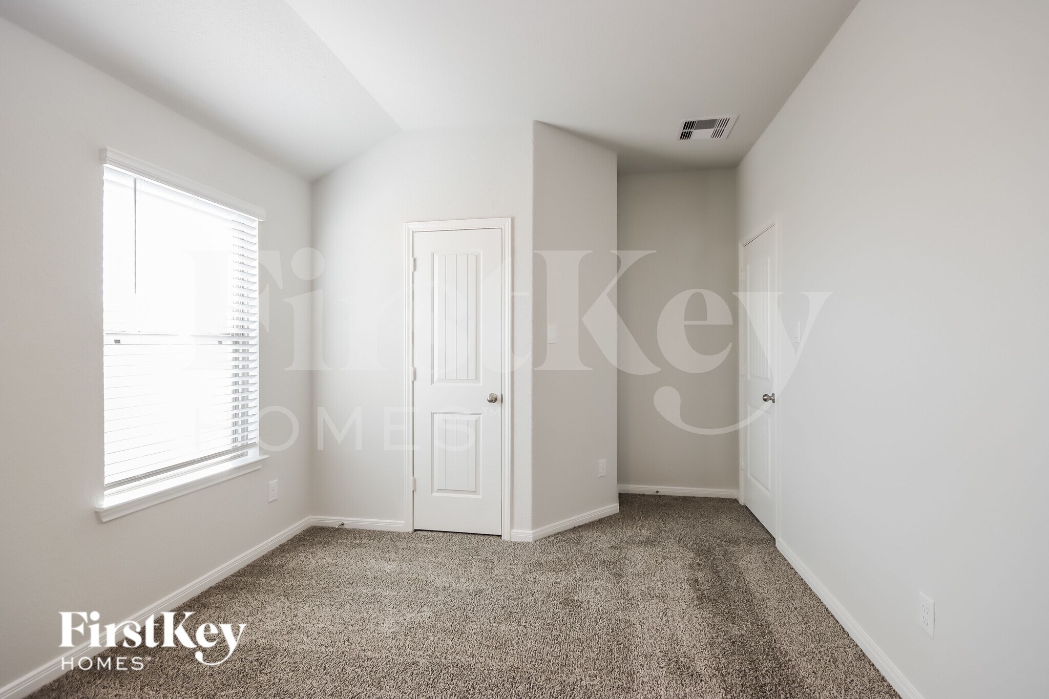 Building Photo - 26207 Cooperstown Wy
