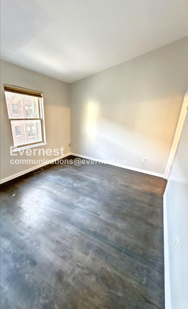 Building Photo - 4376 Maryland Ave