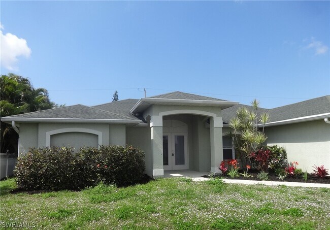 Primary Photo - 3320 SW 8th Ct