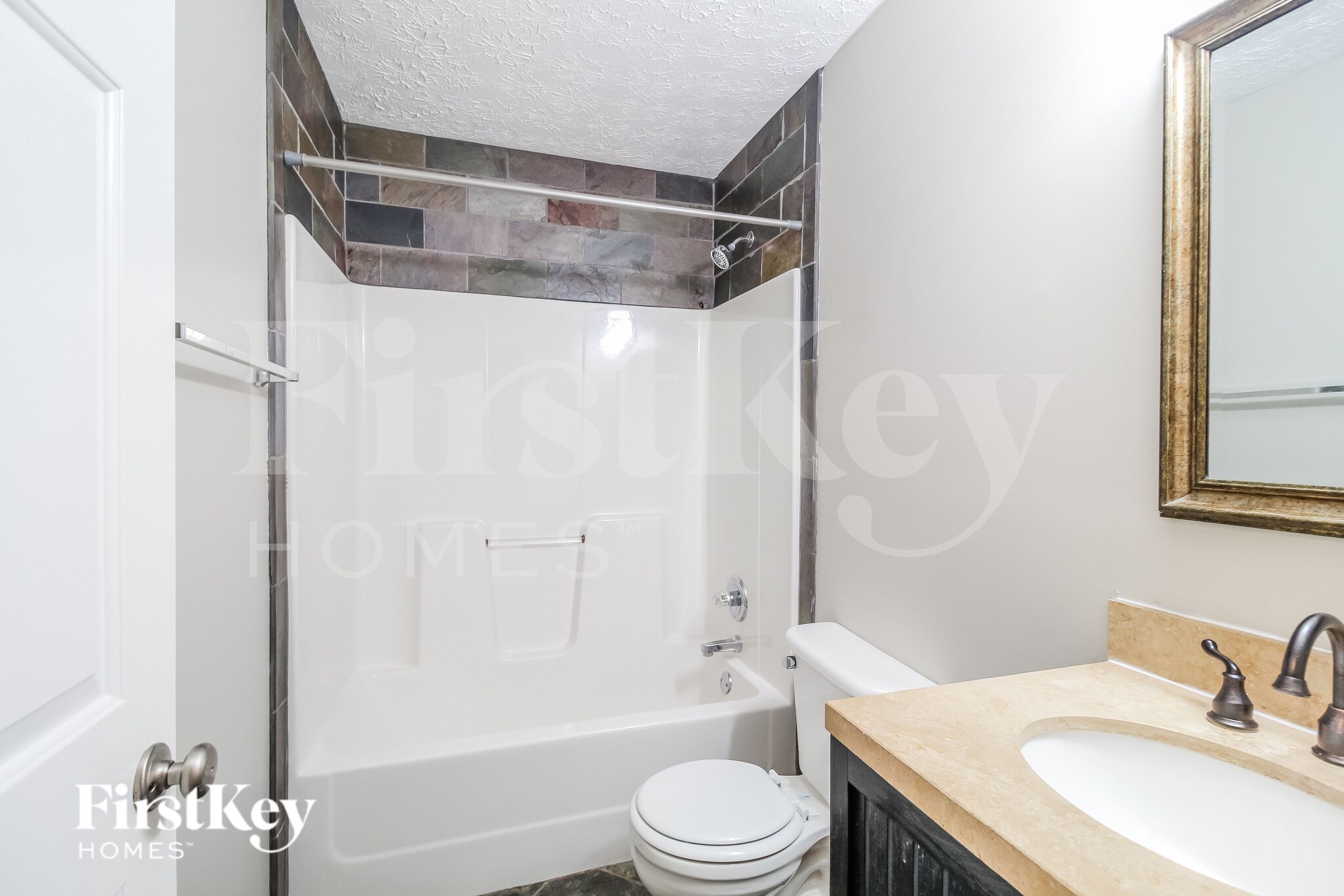 Building Photo - 3558 Wesley Dr