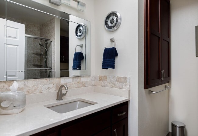 Building Photo - Stunning View Home In Oak Harbor! Availabl...