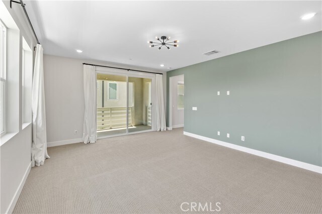 Building Photo - 156 Chorus