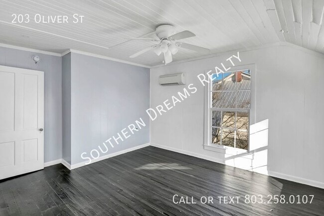 Building Photo - 203 Oliver St