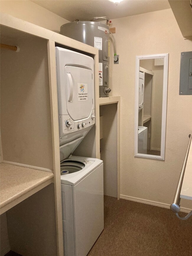 Building Photo - 1602 Avenue O