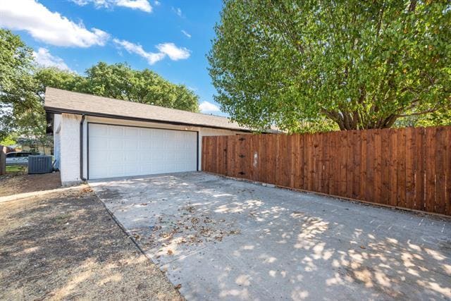 Building Photo - 2038 Ash Hill Rd