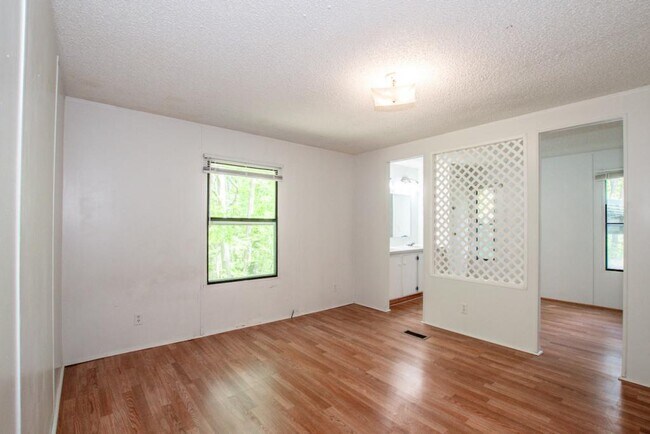 Building Photo - 7967 Caswell Rd