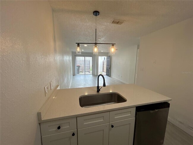 Building Photo - 2955 SE 53rd Ct