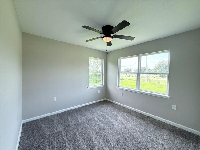 Building Photo - 2626 Woodland St