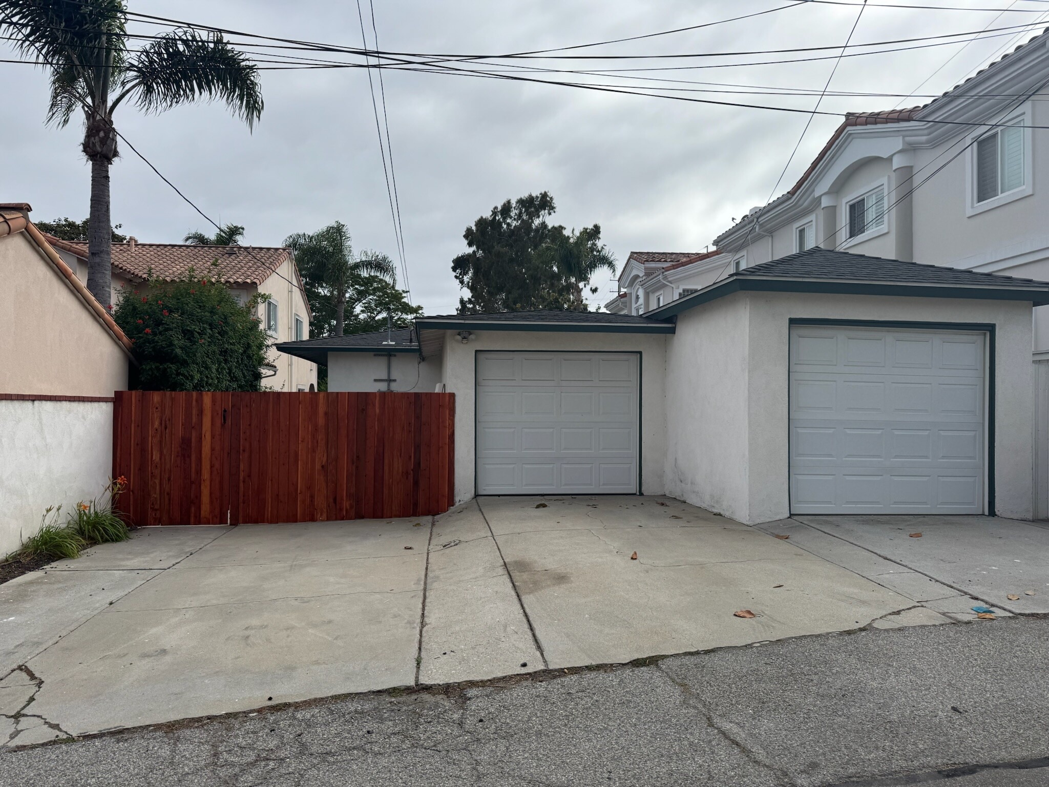 Building Photo - 528 N Lucia Ave