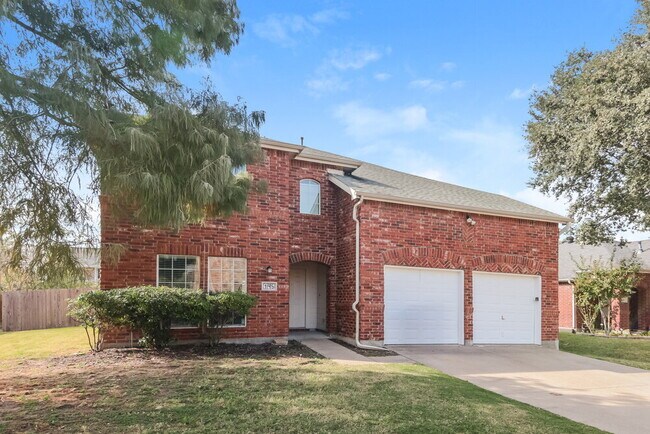 Building Photo - 145 Redbud Dr