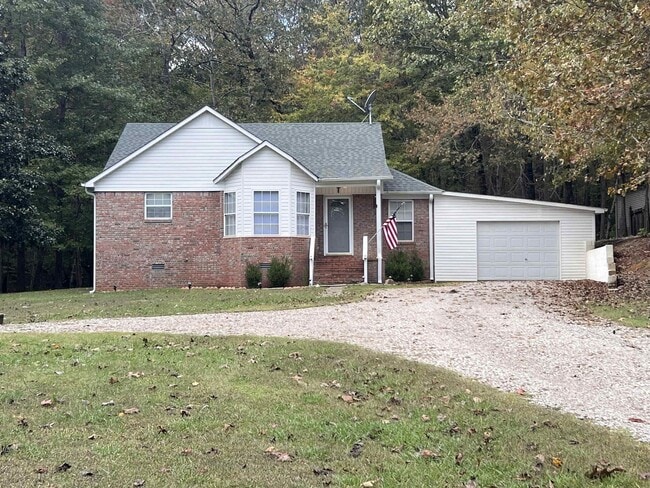 Primary Photo - 671 Jenny St