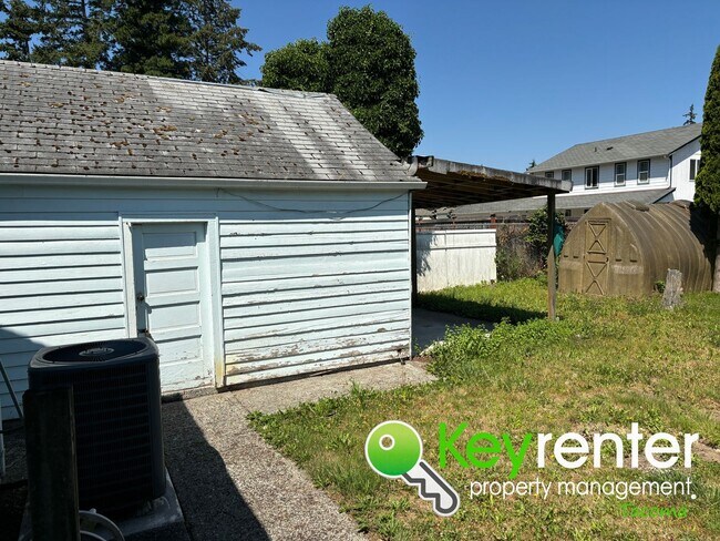 Building Photo - Gorgeous 3Bed/2Bath In the Heart of Tacoma!