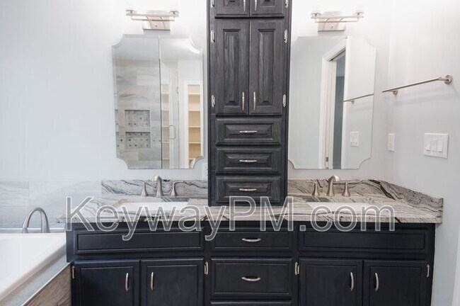 Building Photo - 4752 High Meadow Ct