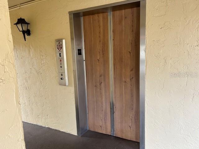 Building Photo - 2440 Winding Creek Blvd