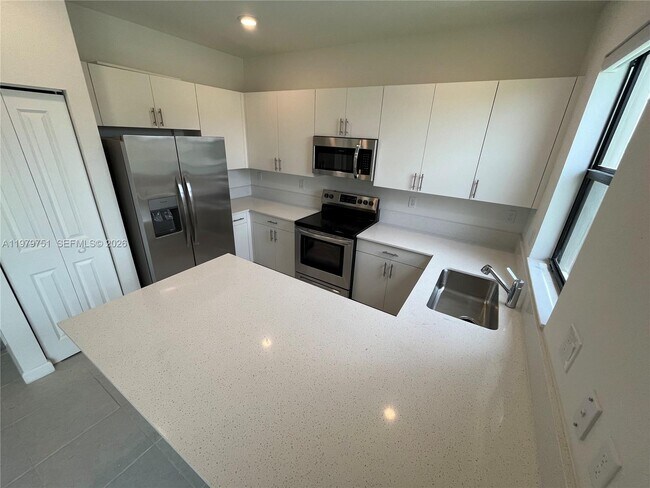 Building Photo - 9960 SW 228 TERR