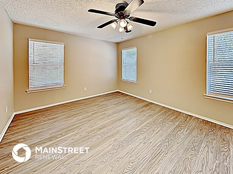 Building Photo - 1416 Mims St