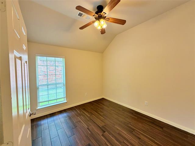 Building Photo - 7105 Handen Dr
