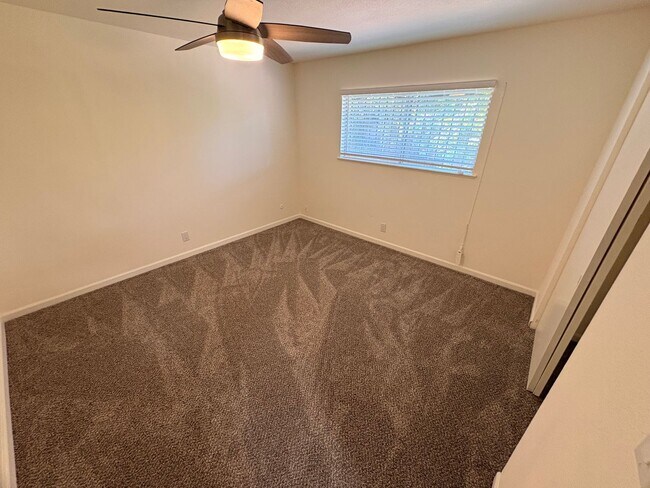 Building Photo - 0817